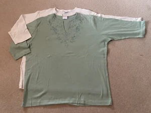 Casual Comfort - Set of 2 tops (size 30) Cream & Green (with embroidery) - Picture 1 of 6