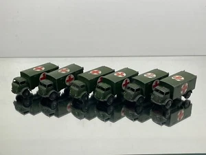6x DINKY TOYS 626 FORD MILITARY AMBULANCE -ARMY GREEN L11.0cm- FAIR - 523 - Imagen 1 de 6