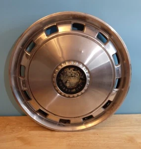 Vintage Ford Thunderbird Hubcap Wheel Cover (#2) - Picture 1 of 5