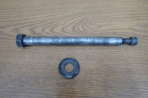 1989 HARLEY-DAVIDSON SPORTSTER XLH 883 DELUXE SWING ARM BOLT AXLE - Picture 1 of 3
