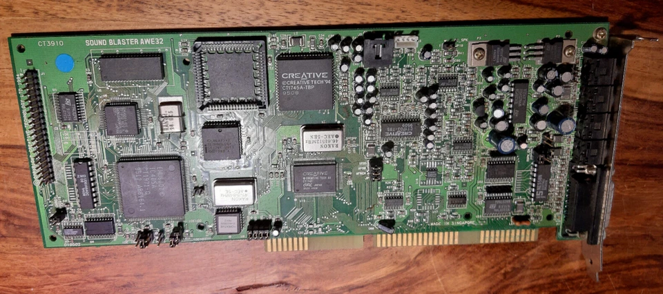 Creative Sound Blaster AWE32 ISA Soundkarte (CT3910, EMU8000, retro, 1995) - Bild 1 von 3