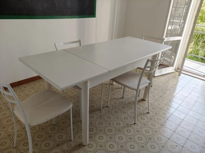 tavolo da cucina allungabile - Immagine 1 di 2