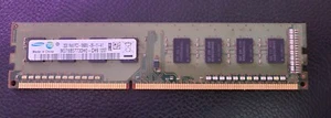 Samsung PC3-10600U-09-11-A1 2GB Desktop Memory (M378B5773DH0-CH9) - Photo 1/1