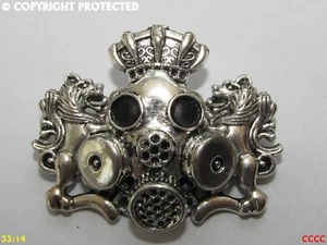 Steampunk pin badge brooch Dr Who Breaking Bad gas mask scientist cyberpunk - Picture 1 of 3
