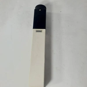 Ultima Slide Viewer Lighted. Uses Two 1.5 Volt C Batteries. - Picture 1 of 8