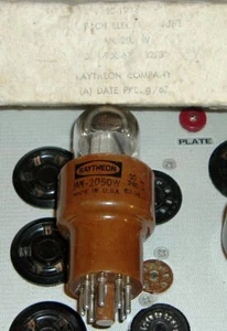 Raytheon-Chatham  2050W industrial best 2050 tube NOS NEW for Seeburg Jukebox - Picture 1 of 2