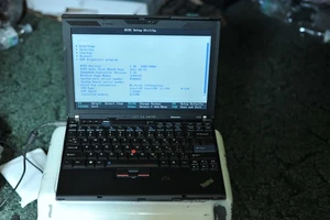Lenovo ThinkPad X201 12" Laptop Intel Core i7 m620 - Picture 1 of 3
