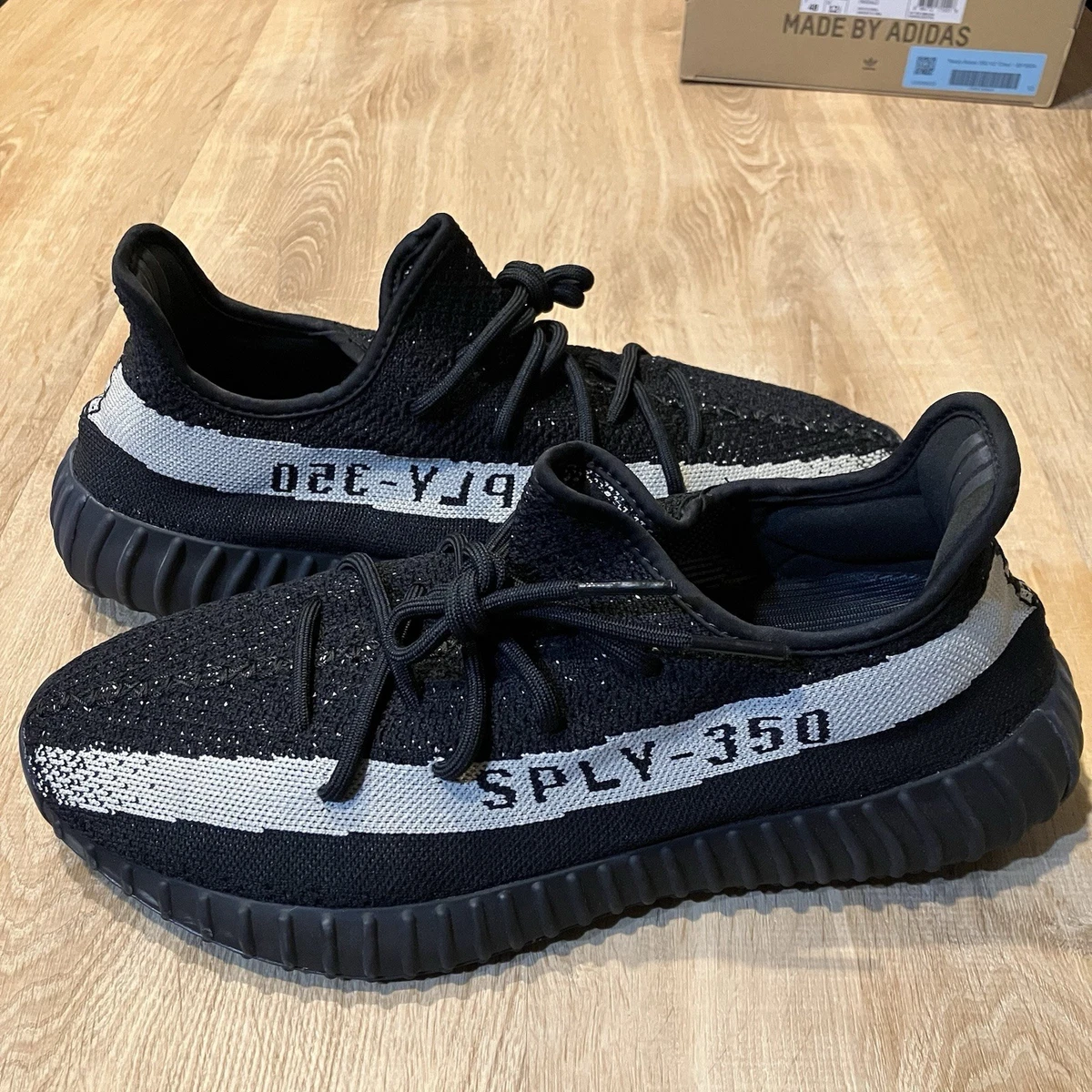 adidas Yeezy Boost 350 V2 Low Oreo for Sale | Authenticity