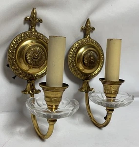 Antica coppia applique da parete candela ottone neoclassica vintage luce cristallo Bobeche A - Foto 1 di 15