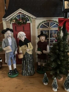 Vintage Williamsburg Carolers See Label not Byers Choice. - Bild 1 von 7