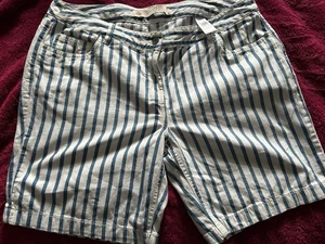 Next everyday jean shorts size 14 - Picture 1 of 6