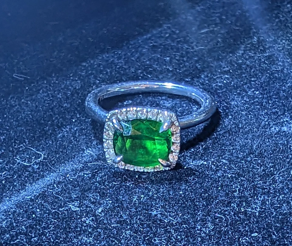 Anillo Tsavorita/Diamante Personalizado, Hecho a Mano 1.79 Quilates - IMPRESIONANTE Pieza, Leer Especificaciones Foto 1 de 2