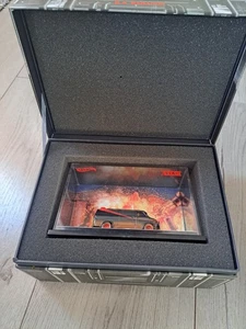 HOT WHEELS 1:64 SDCC RLC REAL RIDERS A TEAM VAN AND BOX RARE - Picture 1 of 4