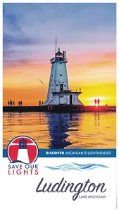 Ludington Michigan Lighthouse Large Postcard - Picture 1 of 2