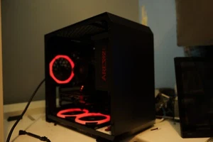 Gaming PC Ryzen 5, 16GB Ram, Radeon RX 6500XT, SSD + HDD - Picture 1 of 4