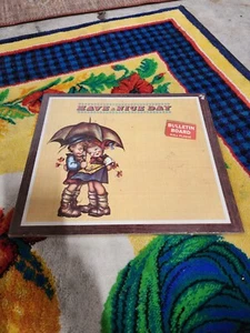 Vintage New Sealed Have A Nice Day Bulletin Board Kids Umbrella - Picture 1 of 8