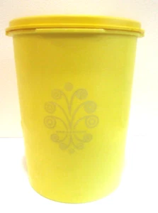 Vintage Tupperware Yellow 6" Kitchen Canister and Lid - Picture 1 of 11