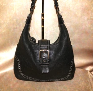 COACH BLACK PEBBLED LEATHER WITH WHITE LEATHER DOTS IN HANDLE AND ON BAG - Picture 1 of 13