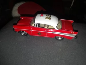 5" Kinsmart 1957 Chevrolet Bel Air Fire Chief 1:40 voiture miniature moulé sous pression Chevrolet - Photo 1/4