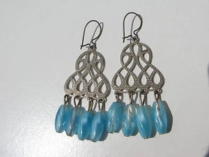 VTG.RETRO AQUAMARINE BLUE GIVRE GLASS BEADS SILVER TONE METAL PIERCED EARRINGS - Picture 1 of 3