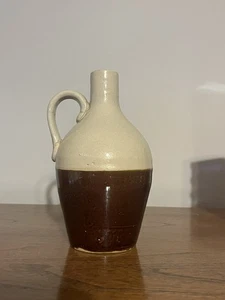 Antike Fulper Werbekanne 7 in braun und creme - Bild 1 von 9