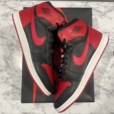 Talla 13 - Jordan 1 Retro Alto '85 OG Bred/Banned 2025 Foto 1 de 4