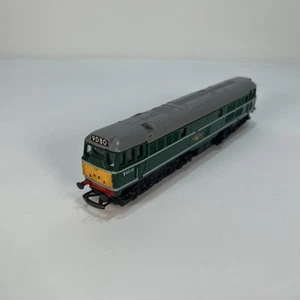 Locomotora Tri-ang Hornby OO Clase 31 D5572 BR Verde 9D80 Marcas de luz no probadas - Imagen 1 de 12