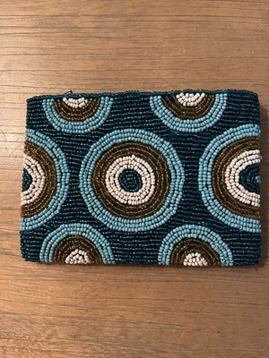 Cartera con cremallera maquillaje moneda vintage con cuentas años 70’s  Foto 1 de 3