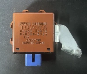 Lexus GS300 1998-2005 módulo de control de dirección asistida 89650-30570 fabricante de equipos originales - Imagen 1 de 4