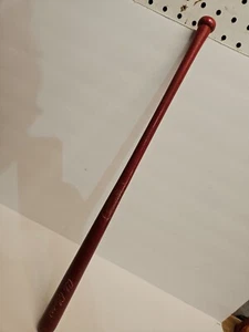 Vintage Joe Oliver 22 Inch Red Mini Louisville Slugger Souvenir Bat Pre-owned - Picture 1 of 10