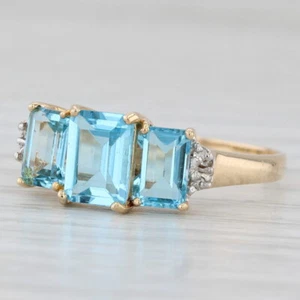2.20ctw 3-Stone Azul Anillo Topacio 14k Oro Amarillo Talla 8 Diamante Detalles - Imagen 1 de 10