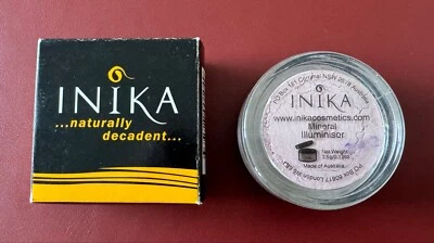 INIKA Organic Mineral Illuminisor  'PALE PINK' New, Sealed & Boxed Free Postage - Image 1 of 4