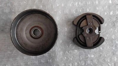 JONSERED CS 2137 2138 TURBO Campana 3/8" 6 denti + frizione ORIGINALE - Immagine 1 di 3