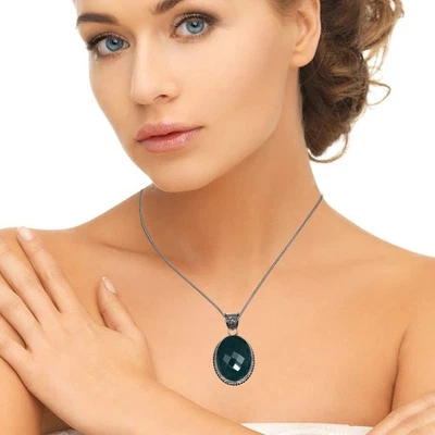 Colgante de plata unisex de piedras preciosas de ónix verde esmeralda para mujer de 1,75" Foto 1 de 4