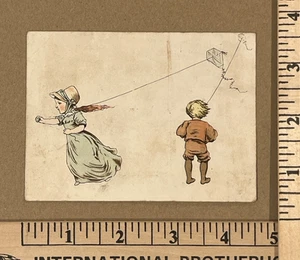 Kennedy Biscuit & Crackers Victorian Trade Card Kids flying kites - Picture 1 of 2
