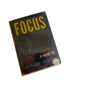 Arthur Miller FOCUS Signed First Edition 1945 Novel Book HCDJ - Imagen 1 de 9