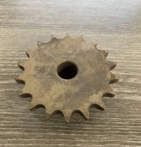 40B18 5/8 Martin Sprocket 5/8 in Bore 18 Teeth #40 Roller Chain - Picture 1 of 2
