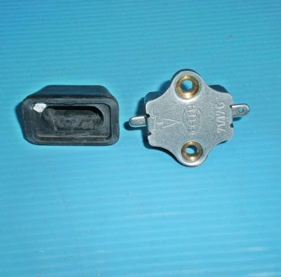 KS 125 175 Bremslichtschalter Hella + Gummi passend für Zündapp Z520-16.725 NEU - Bild 1 von 3