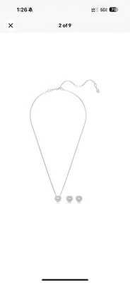 Conjunto Swarovski Ariana Grande x Swarovski, collar y pendientes, cortes mixtos, corazón Foto 1 de 2