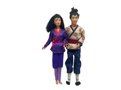 Boneca Mulan Capitão Li Shang Vintage Disney e Mulan 1997 Mattel - Imagem 1 de 4