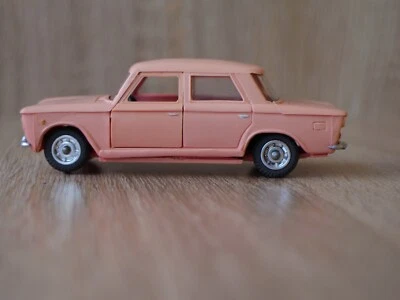 Fiat 1500 Mebetoys remake 1:43 - Image 1 of 4