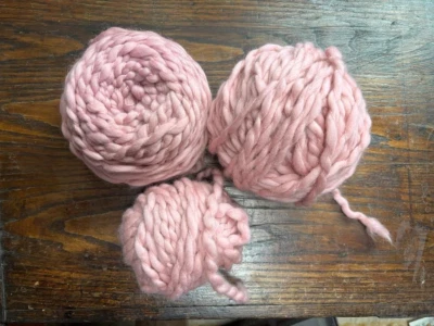 Vintage Loopy Mango Merino Nº 5 hilos gruesos de lana pétalos de rosa 13,15 oz Foto 1 de 4
