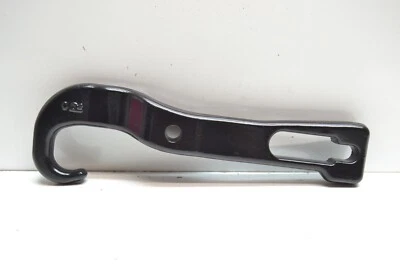 Nuevo gancho de remolque delantero para pasajero OEM 51110EZ00A para Nissan Titan 2017-2019 Foto 1 de 3