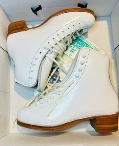 Botas de Patinaje sobre Hielo Riedell Damas Talla 4, Con A; Estilo Bronce Sonjia - Imagen 1 de 13