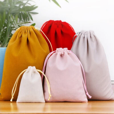 Velvet Jewelry Pouch Drawstring Bag Candy Pouch Wedding Favor Storage Bags - Image 1 of 4