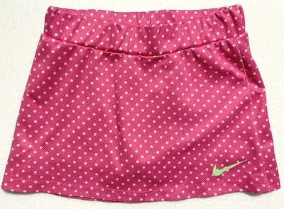 Pantalón corto deportivo Nike para niñas talla pequeña para 4-5 años. Color rosa con lunares Foto 1 de 4