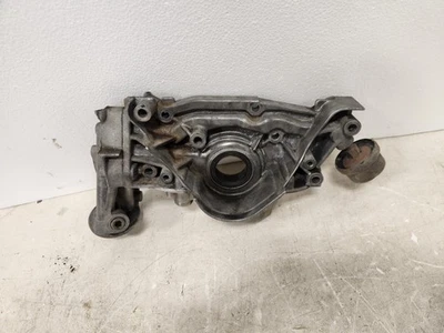 1991-1992 3000GT Stealth DOHC Non Turbo Engine Oil Pump W Oil Filter Housing - Image 1 of 4