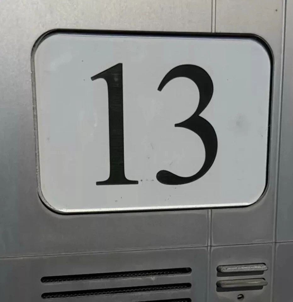 Targhetta con numero civico citofono urmet kombi 825 + vetrino in plexiglas