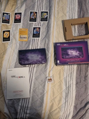 nueva consola Nintendo 3DS XL Galaxy púrpura con caja y cargador probada funcionando Foto 1 de 4