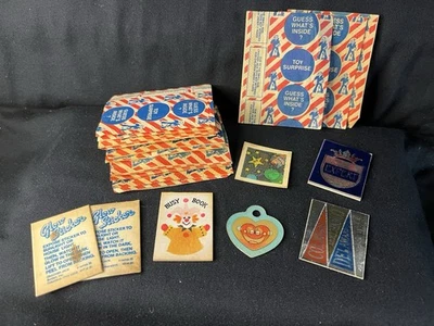 Vtg 80's Cracker Jack Prizes Unopened Packs + Glow Stickers Tag Along Lenticular - Image 1 of 4